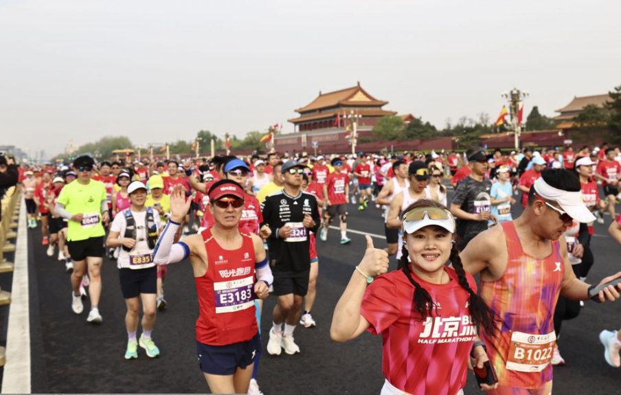 参与凤凰彩票时时彩的技巧与方法